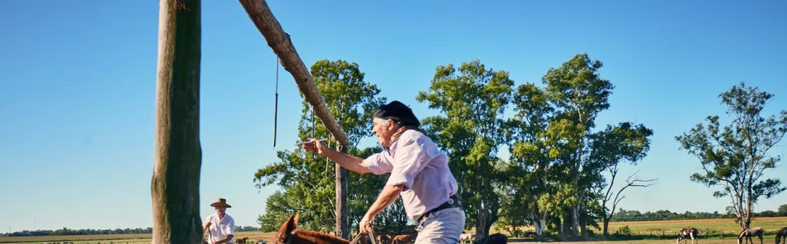 Gaucho day in Santa Susana with BBQ lunch and folklore shows
