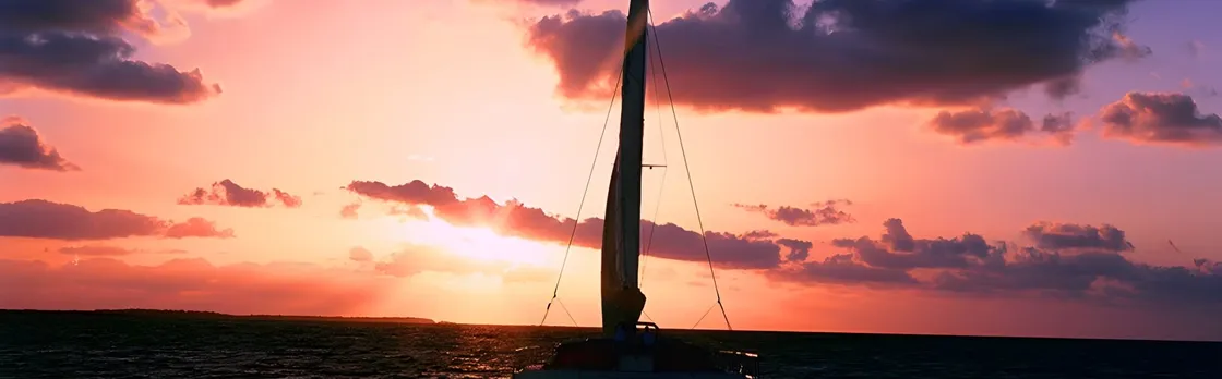Sunset all-inclusive dinner cruise from Nassau