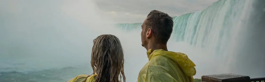 Niagara Falls 9-hours tour from Toronto