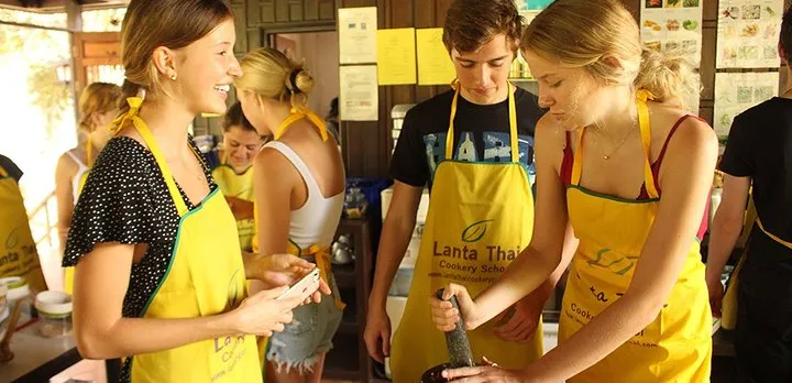 Half Day Lanta Thai Cookery School From Koh Lanta