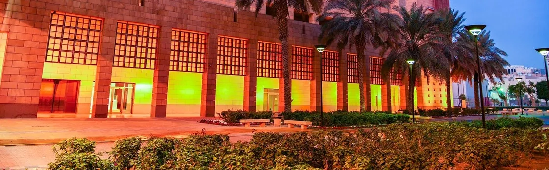 Riyadh explorer full-day tour with lunch