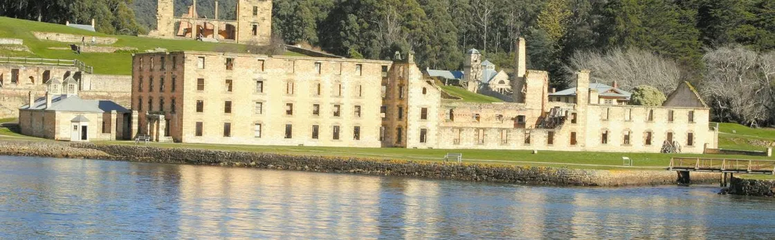 One way bus transfer from Hobart to Port Arthur
