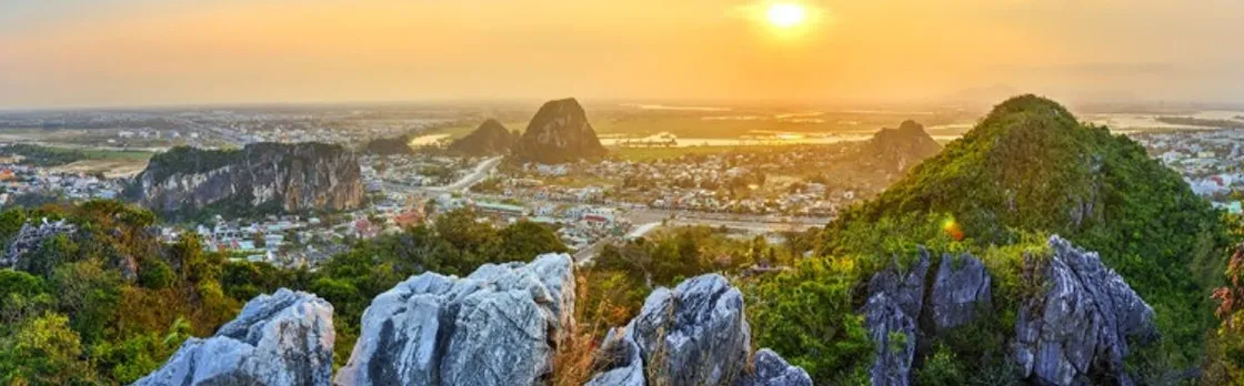 Trip to the Marble Mountains, Am Phu Cave and Monkey Mountain