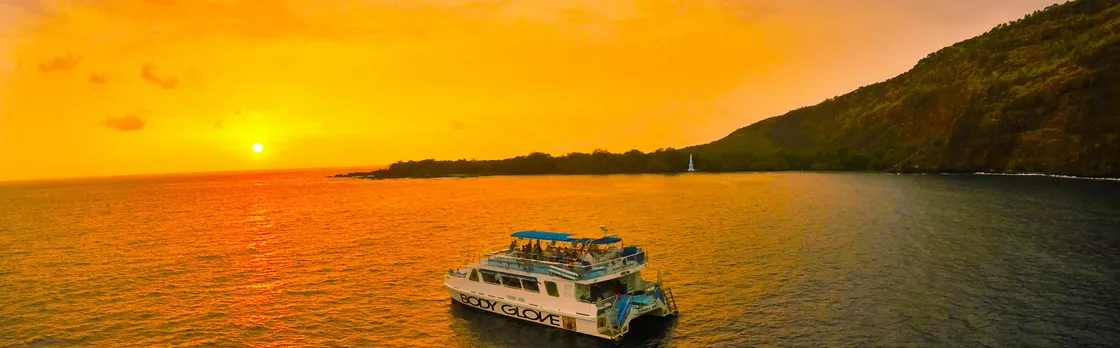 Captain Cook dinner cruise to Kealakekua Bay