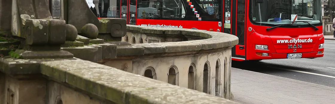 24-hour Hop On Hop Off Düsseldorf bus tour
