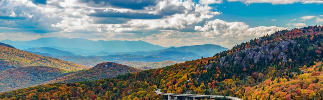 Audio-guided driving tour through Blue Ridge Parkway