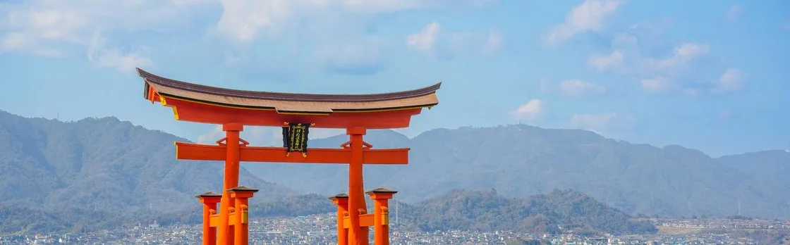 Day trip to Hiroshima and Miyajima by bullet train from Osaka
