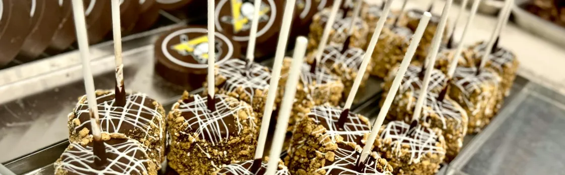 Pittsburgh downtown food tour with 6 tastings