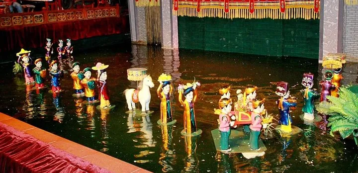 Water Puppet Show-Cyclo & Dinner On Cruise in Ho Chi Minh City