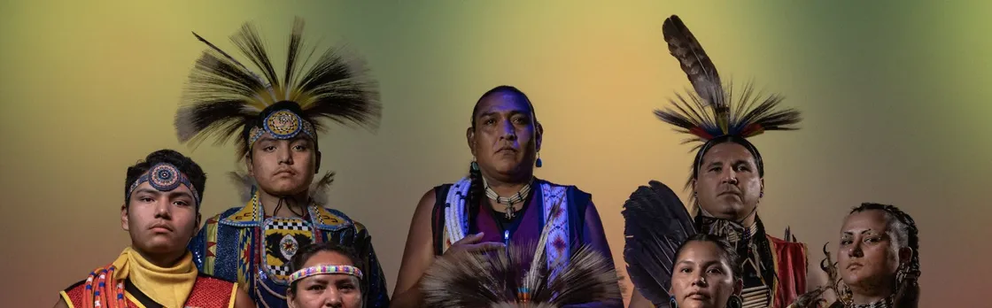 Red Heritage Indigenous show with dinner