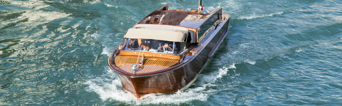 Alilaguna transport from Marco Polo Airport to Venice city centre