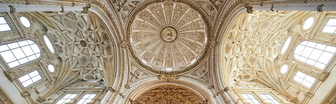 Cathedral-Mosque and Jewish quarter guided tour for small groups