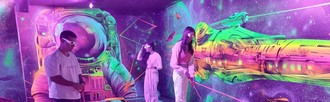 Blacklight mini golf experience in Basel
