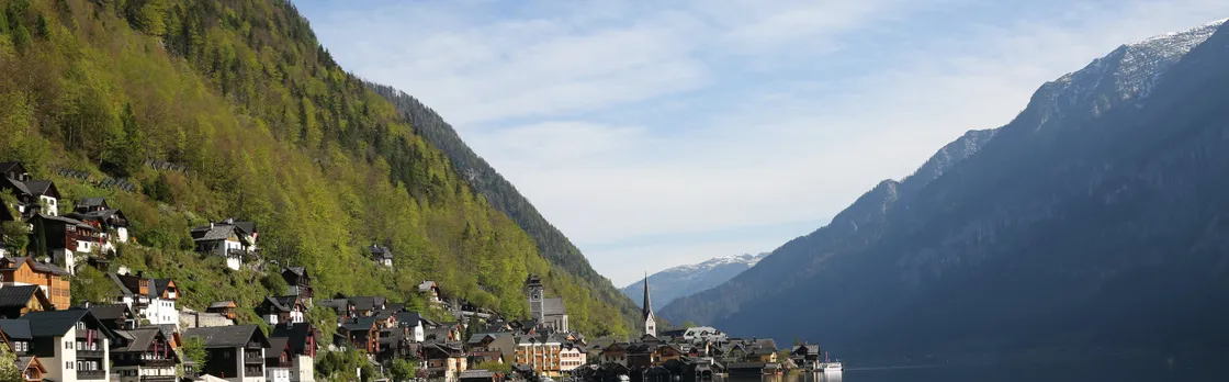 Hallstatt half-day trip from Salzburg by bus