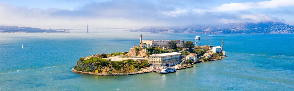 Alcatraz tour including ferry boat and Wharf lunch credit