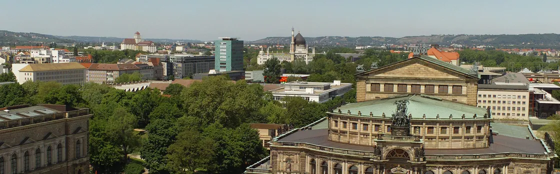 Dresden walking tour with New Green Vault and Semper Opera visit