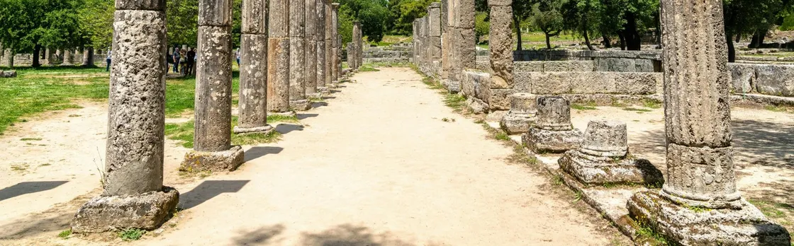 Guided tour of Ancient Olympia with a local expert
