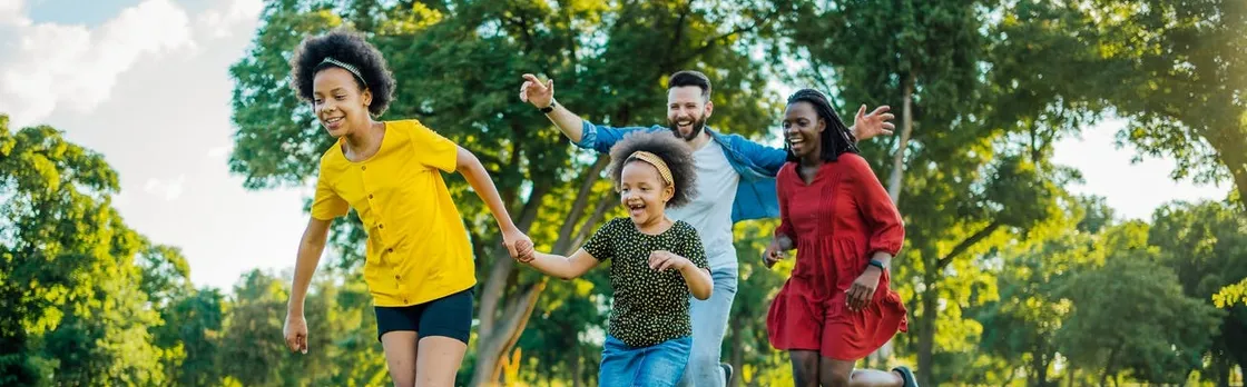 Family walking tour in Komarno