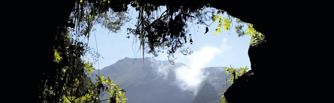 Caldeirão Verde guided walk from the west