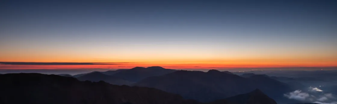 Snowdon sunrise hiking guided tour