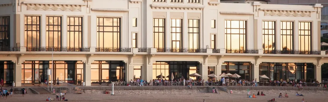 Guided walking tour in Biarritz