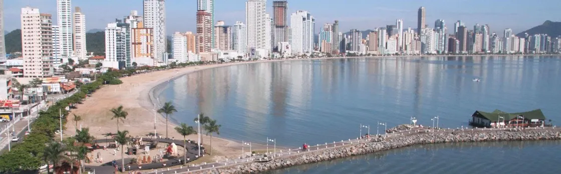 Balneario Camboriu guided tour from Florianópolis