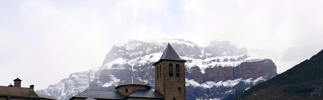 Day trip to three towns in Ordesa National Park from Zaragoza