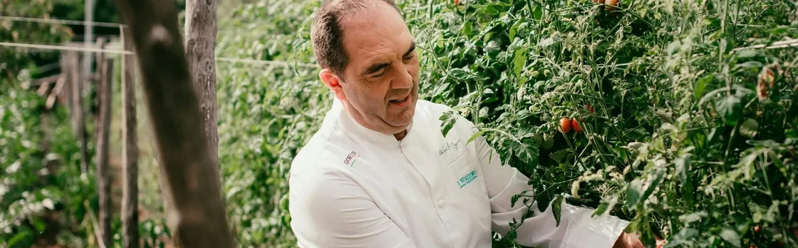 Field to fork: Sorrento Hills Cooking School with a local chef