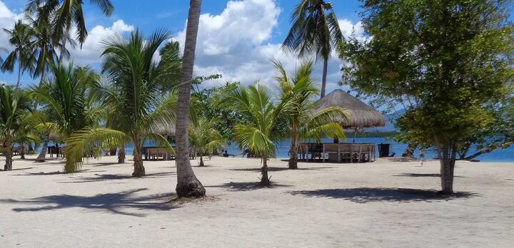Private Puerto Honda bay excursion pick up: cruise port & hotel