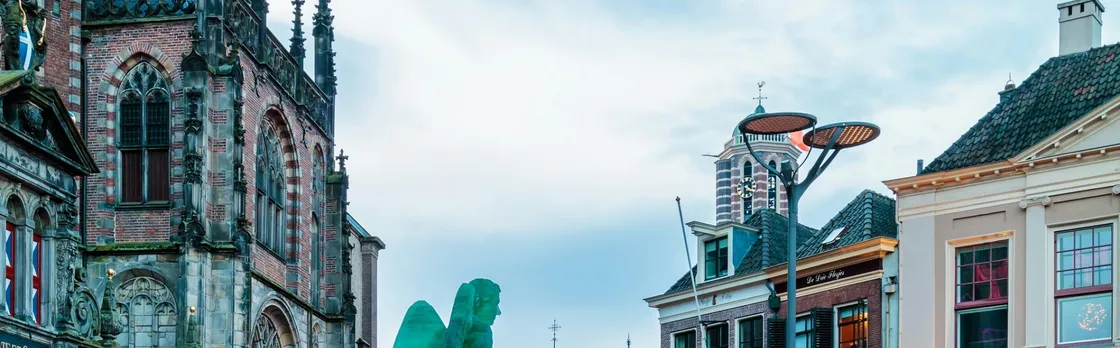 Zwolle audio walking tour with historic landmarks and hidden crown