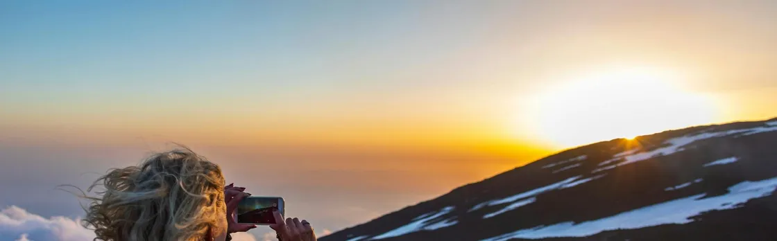 Mount Etna guided sunset tour with Sicilian dinner