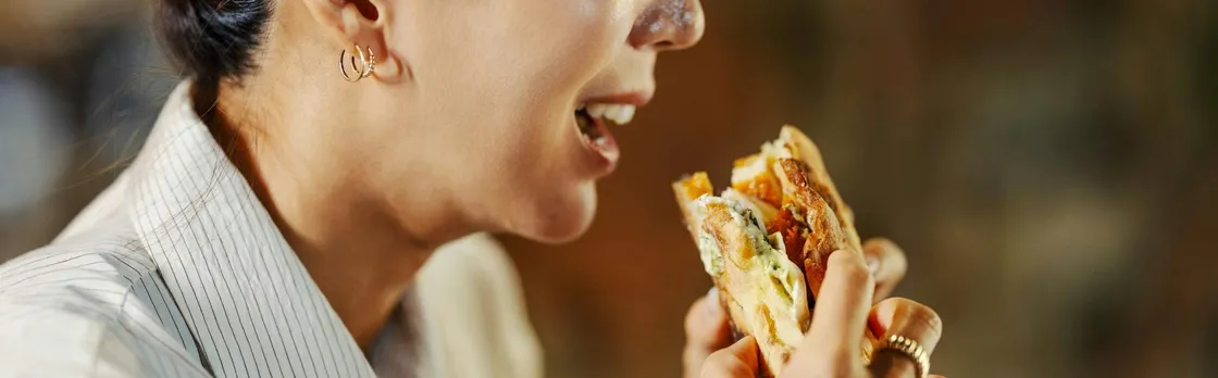 South Beach food tour with 3 tastings and Cuban sandwich in Miami