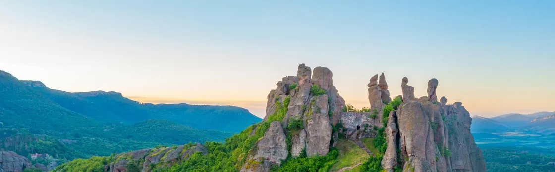 Day trip to Belogradchik Rocks and Venetsa Cave from Sofia