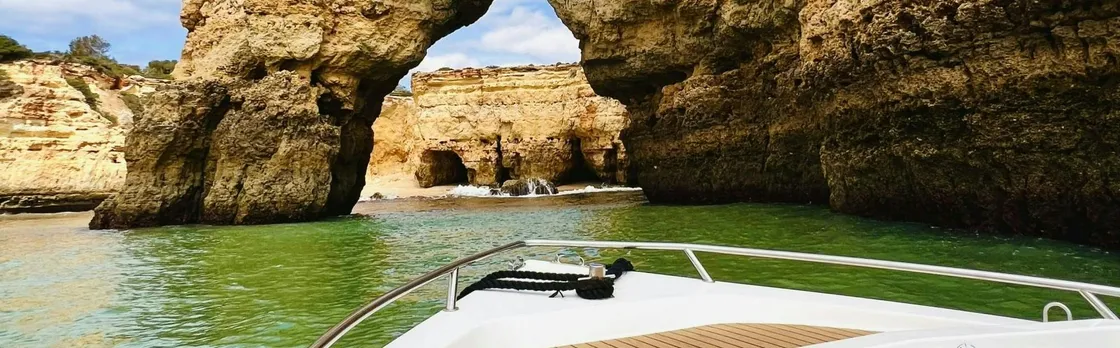 1.50-hour boat tour with Benagil caves