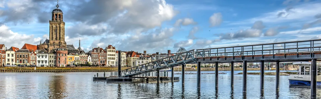Self guided tour with interactive city game of Deventer