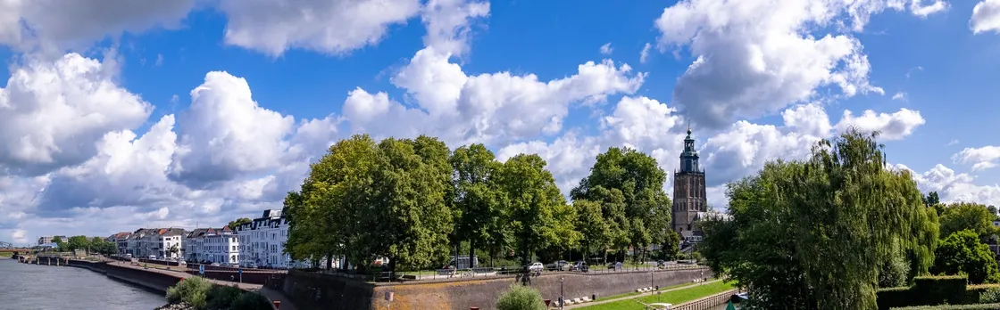 Self-guided in app e-scavenger hunt tour in Zutphen