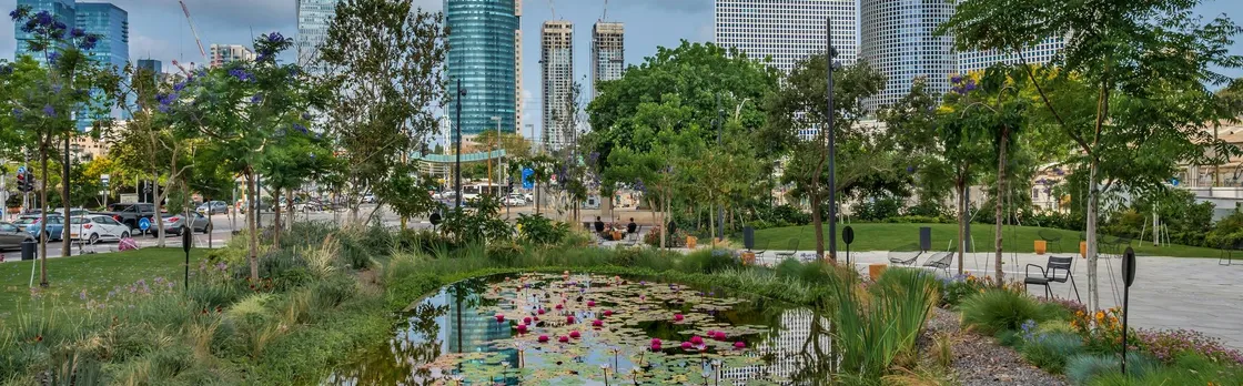 Saturday guided walking tour of Florentin