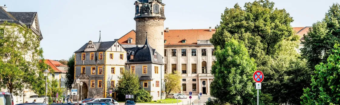 Guided tour through Weimar's old town and its Classical sights