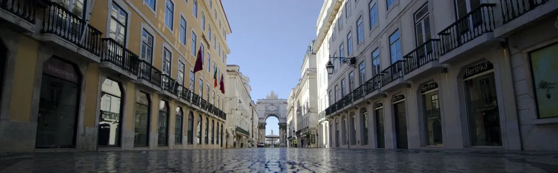 Lisbon's history, stories and lifestyle essential guided tour