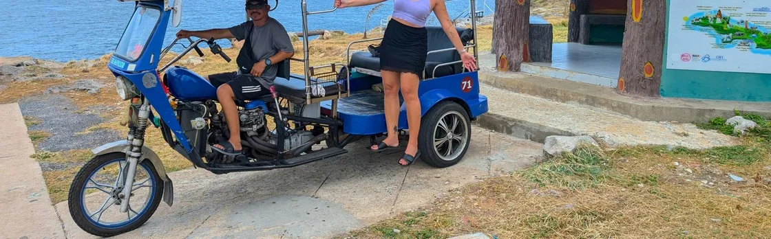 Tuktuk tour in Koh Sichang Island from Pattaya