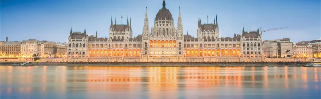 Budapest grand city tour with Parliament visit
