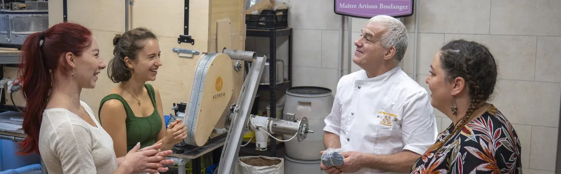 Nat Geo Day Tour: Baguette and Éclair Initiation with a French Master Baker