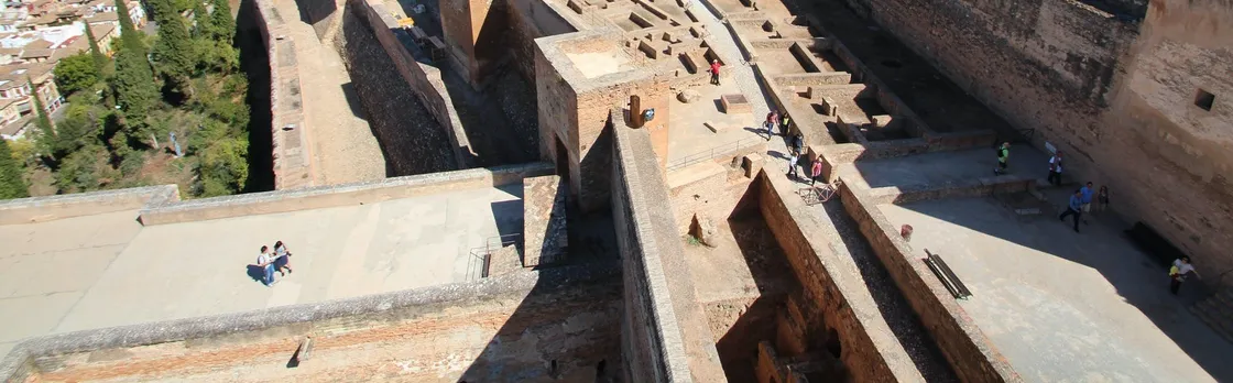 Skip-the-line tickets and audio guide to the Alhambra, Palace of Charles V, Generalife and Alcazaba
