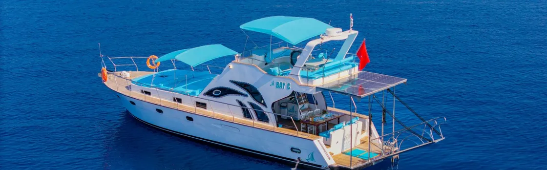 VIP yacht cruise from Fethiye