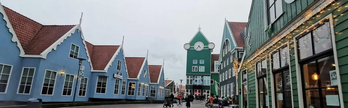 Self-guided audio tour of Zaandam's history, art and architecture