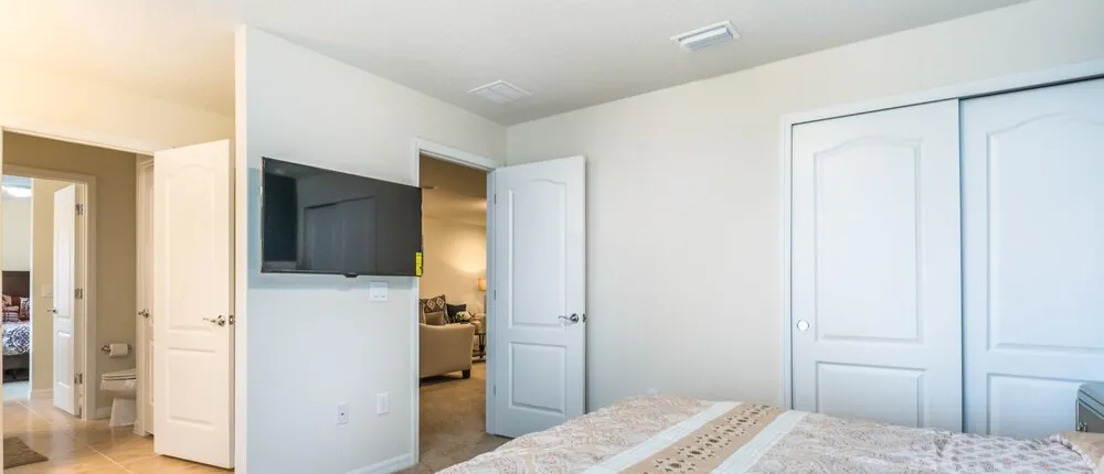 Windsor at Westside - 8875 Qin Loop