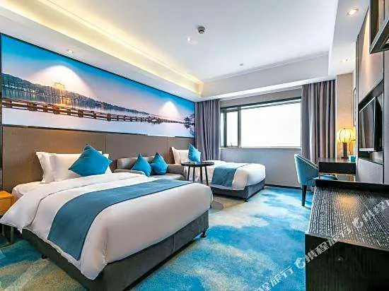 Manchester International Hotel (Hangzhou Qiushan Street Subway Station)