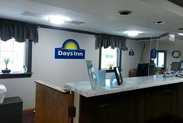Days Inn by Wyndham Amherst