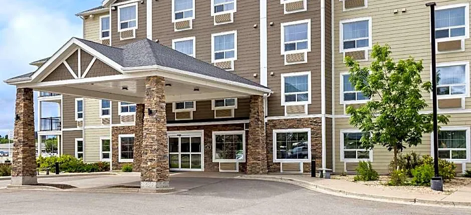 Best Western Thompson Hotel & Suites