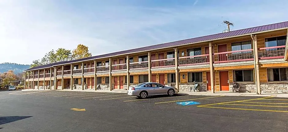 Econo Lodge Inn & Suites Kalispell - Glacier National Park Gateway